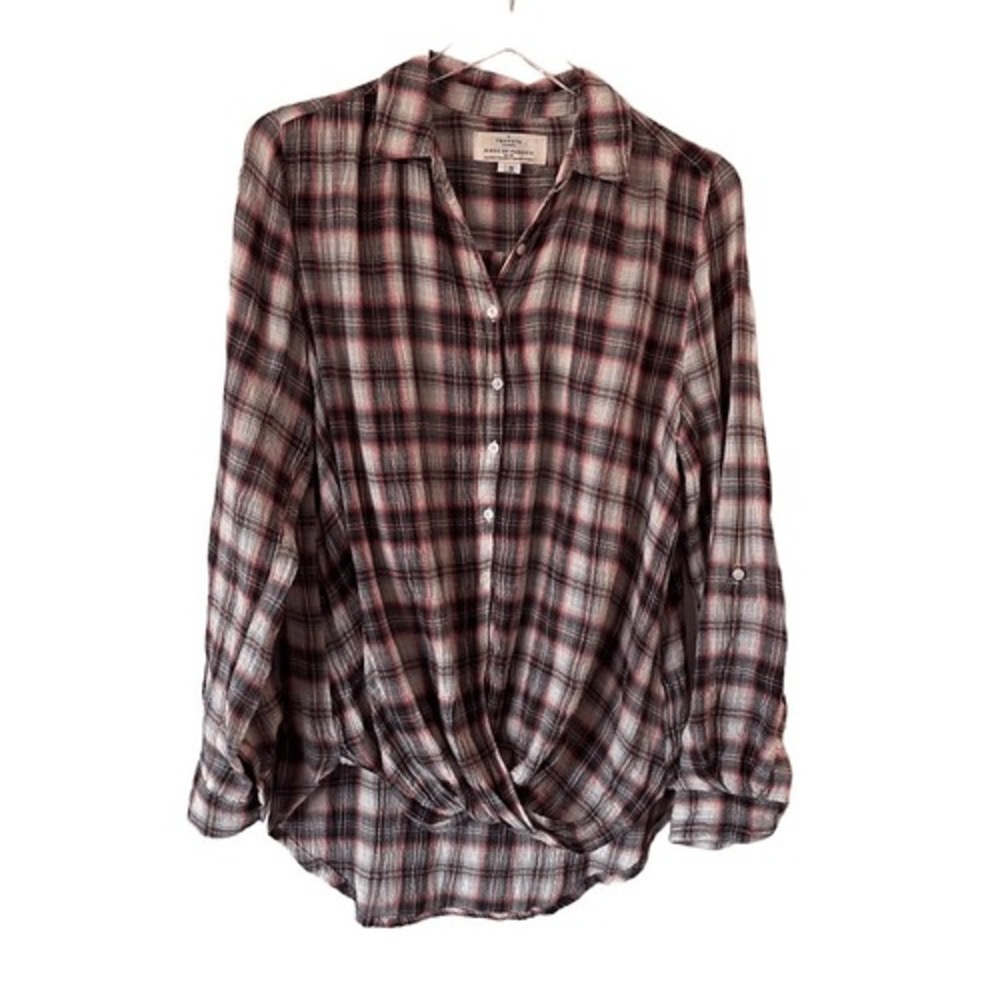 Birds‎ of Paradis by Trovata plaid twist front top